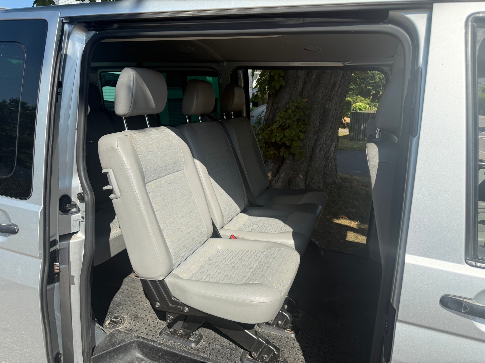 VW T5 2.0 Bi-TDI BMT DSG-image-8