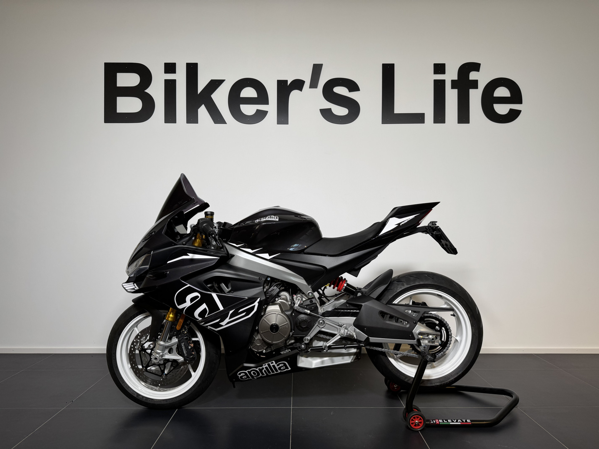 APRILIA RS 660-showroom-element-1