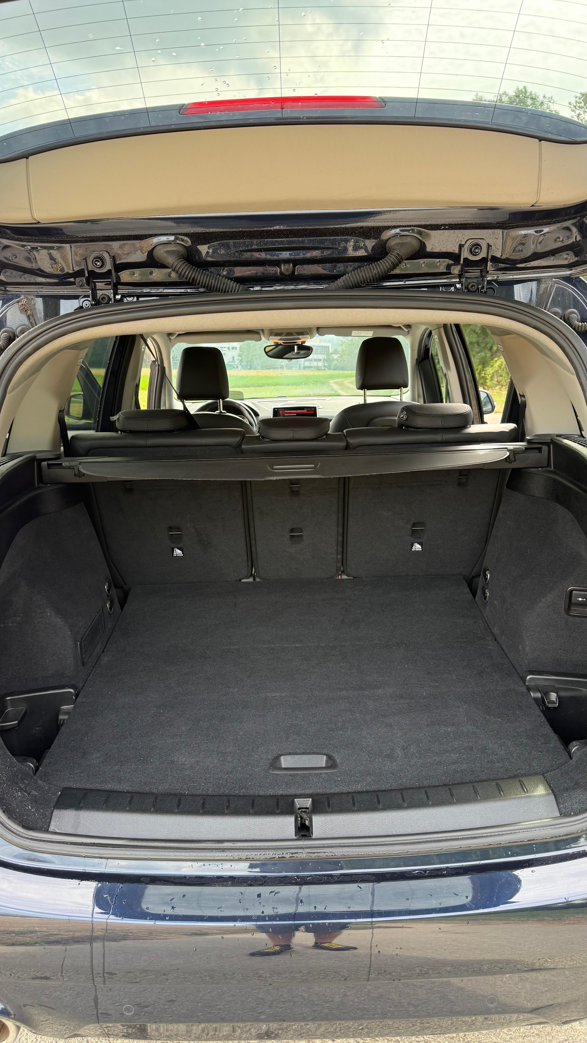 BMW 220i Gran Tourer DKG-image-9