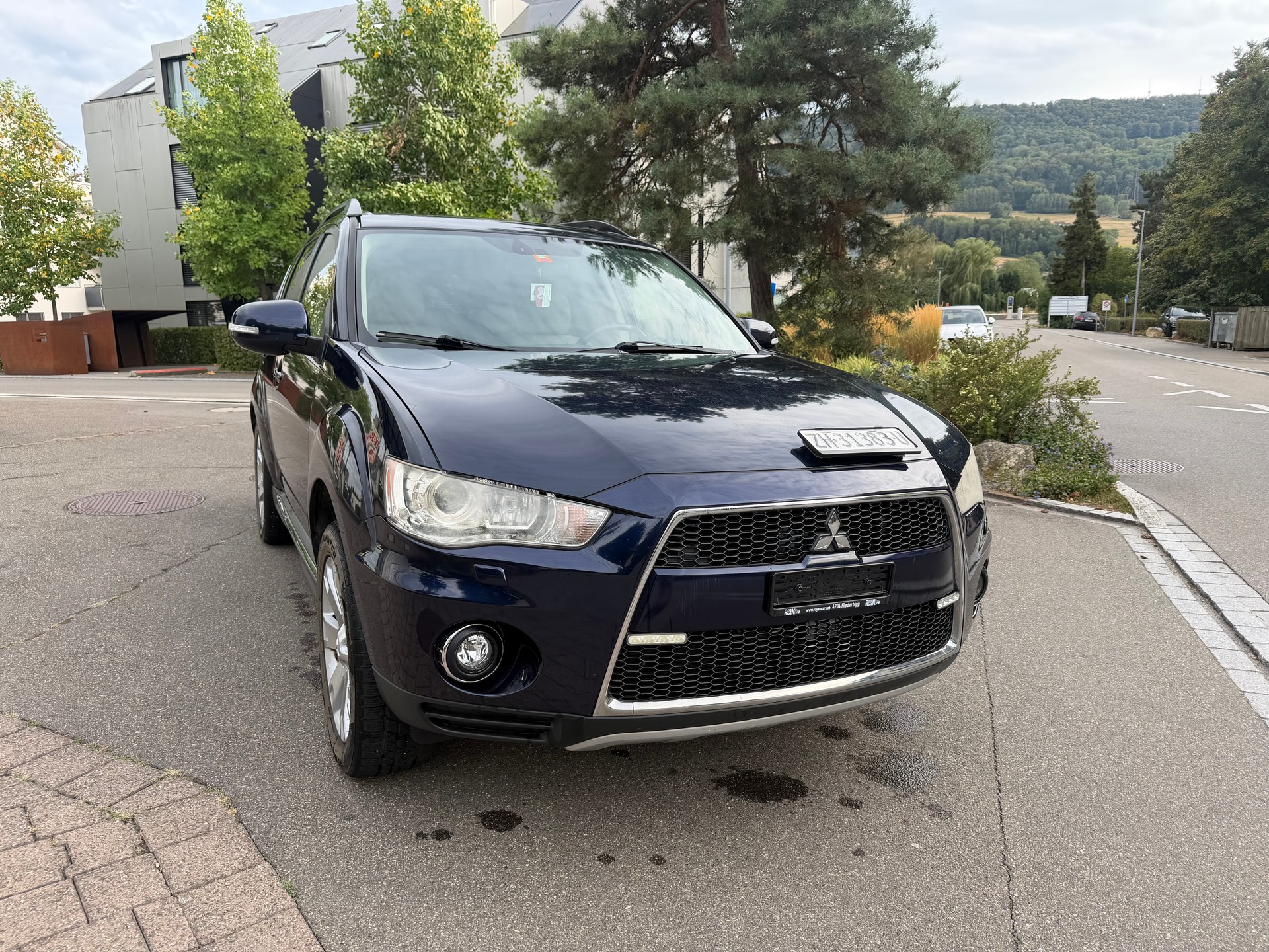 MITSUBISHI Outlander 2.2 DID Navigator 4WD TC-SST-image-1