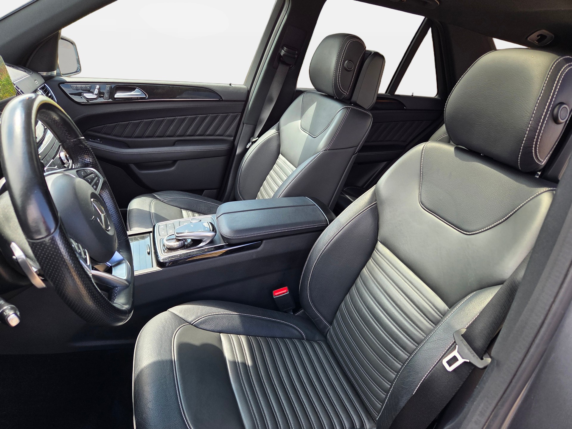 MERCEDES-BENZ GLE 500 Executive 4Matic 9G-Tronic-image-8