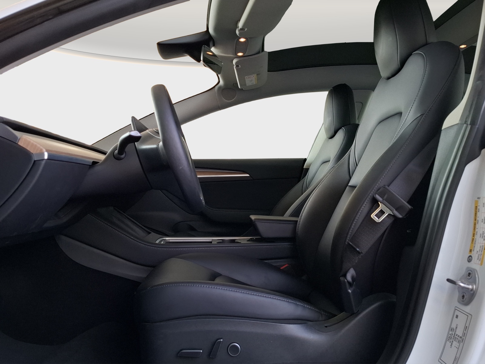 TESLA Model 3 Long Range Dual Motor AWD-image-9