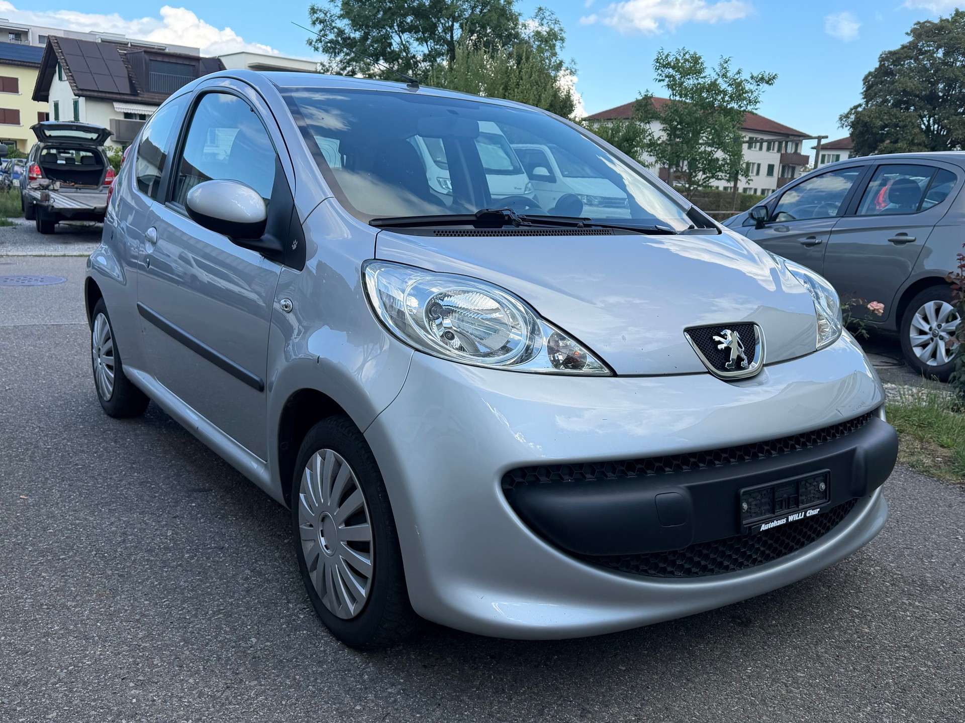 PEUGEOT 107 1.0 Trendy-image-0