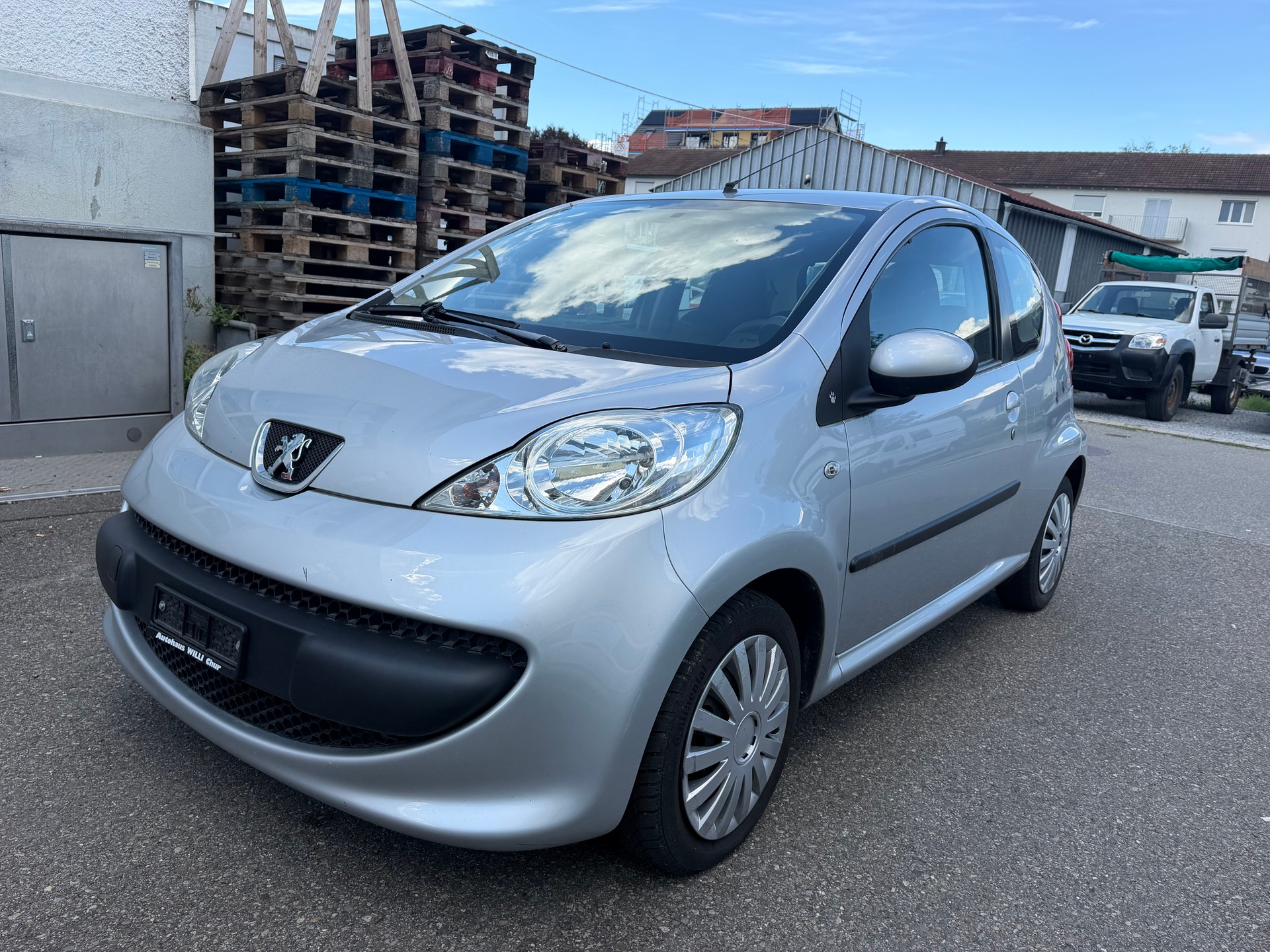 PEUGEOT 107 1.0 Trendy-image-6