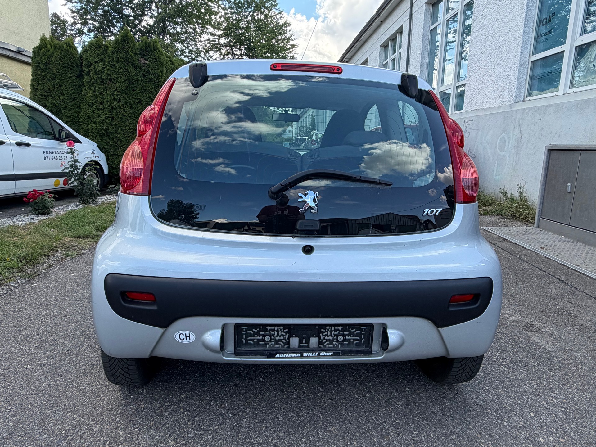 PEUGEOT 107 1.0 Trendy-image-3