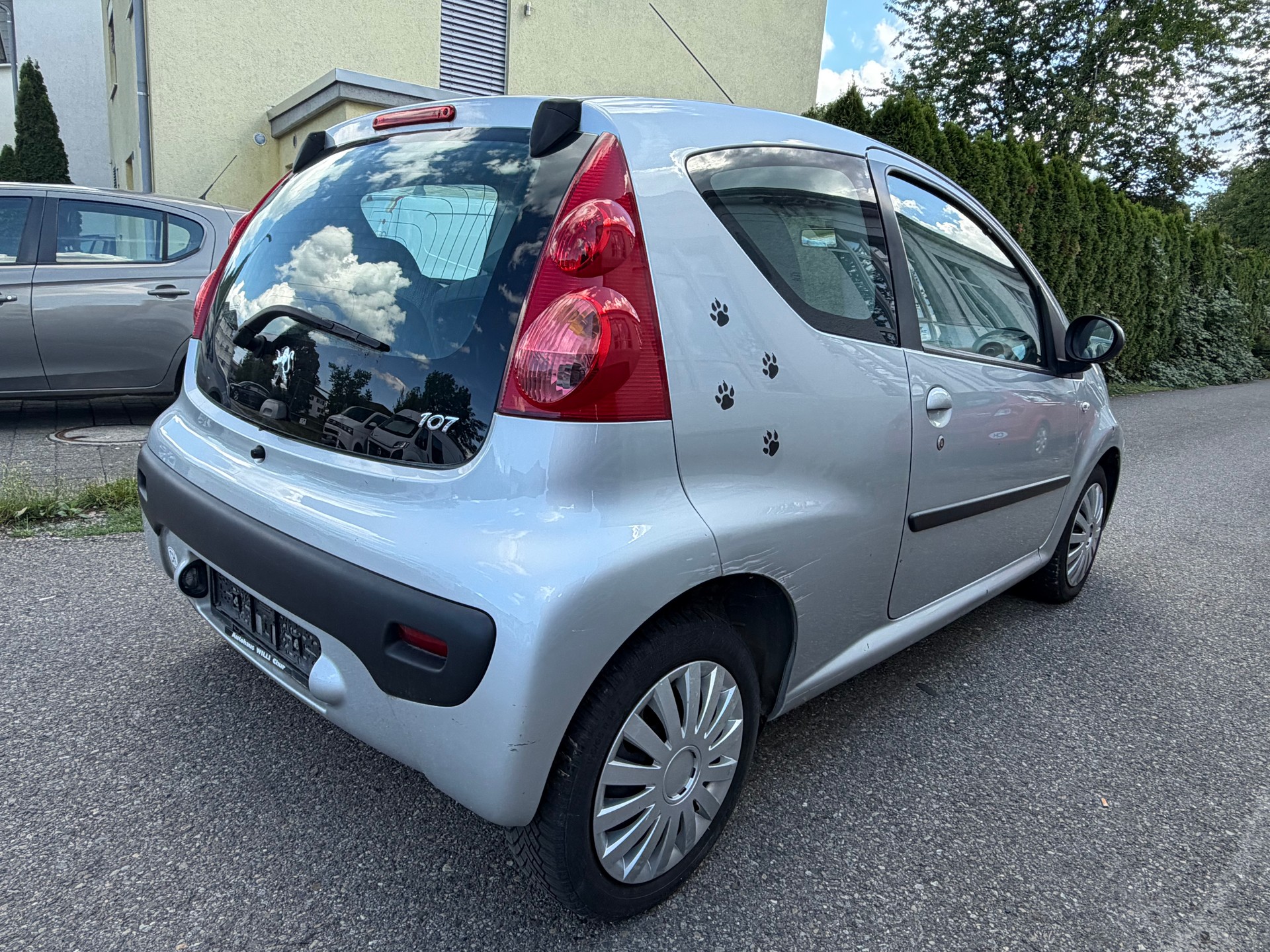 PEUGEOT 107 1.0 Trendy-image-2