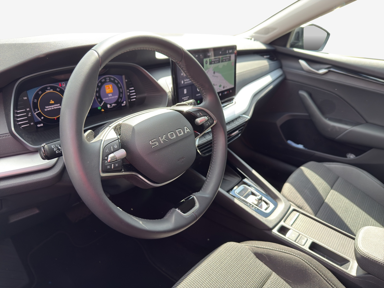 SKODA Octavia Combi 2.0 TSI DSG Selection 4x4-image-13