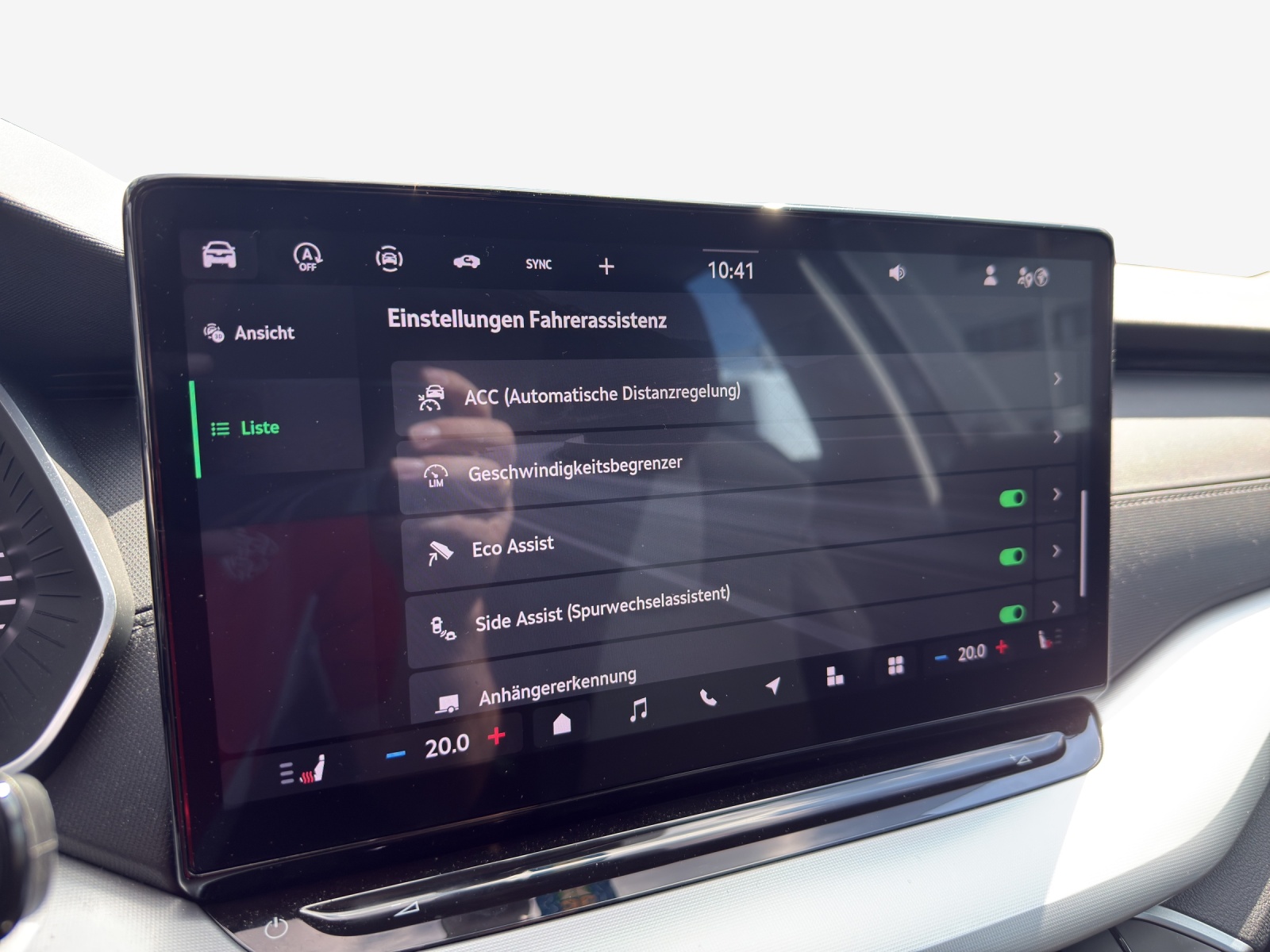 SKODA Octavia Combi 2.0 TSI DSG Selection 4x4-image-15