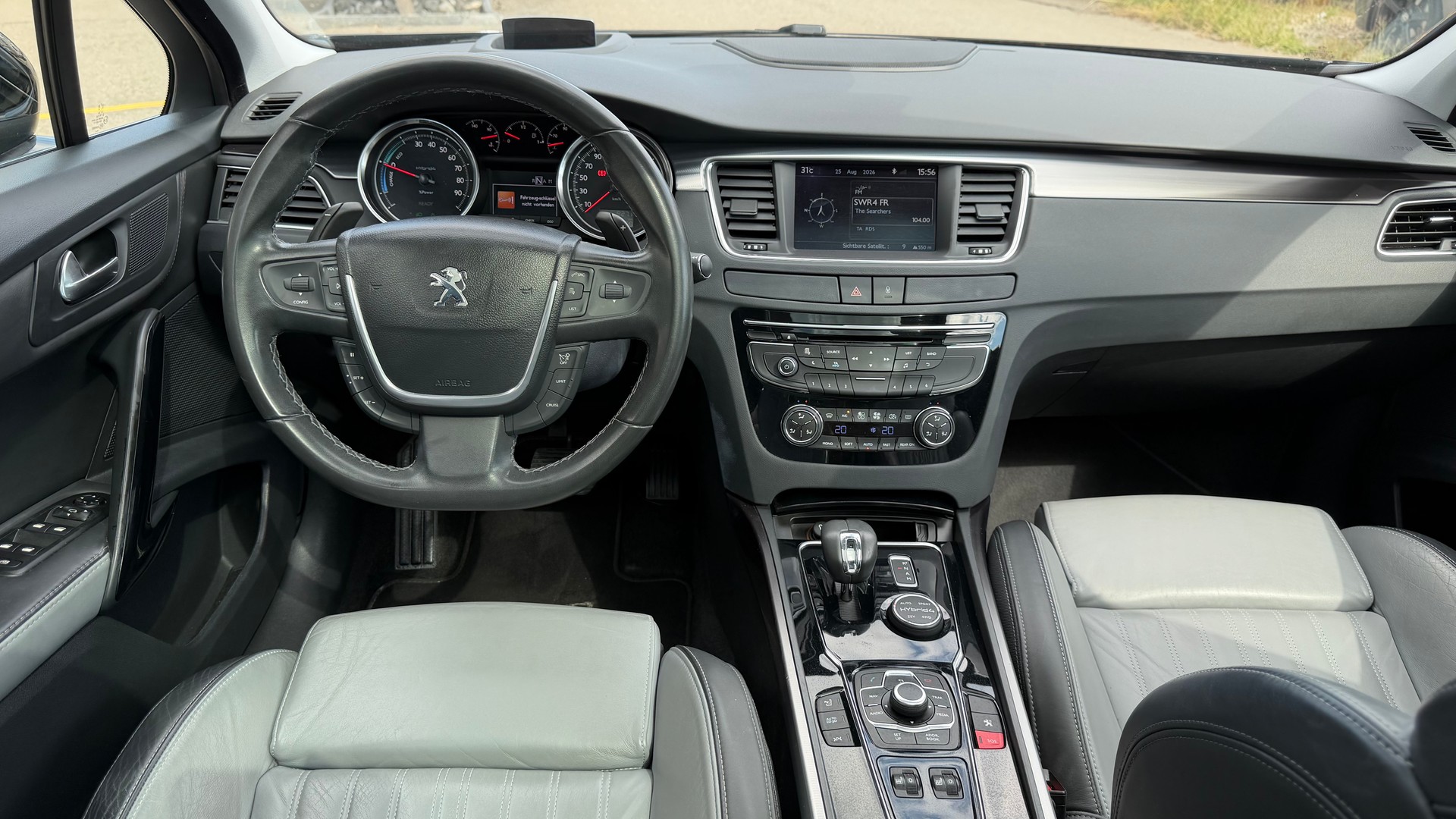 PEUGEOT 508 RXH 2.0 HDI Hybrid4 EGS6-image-8