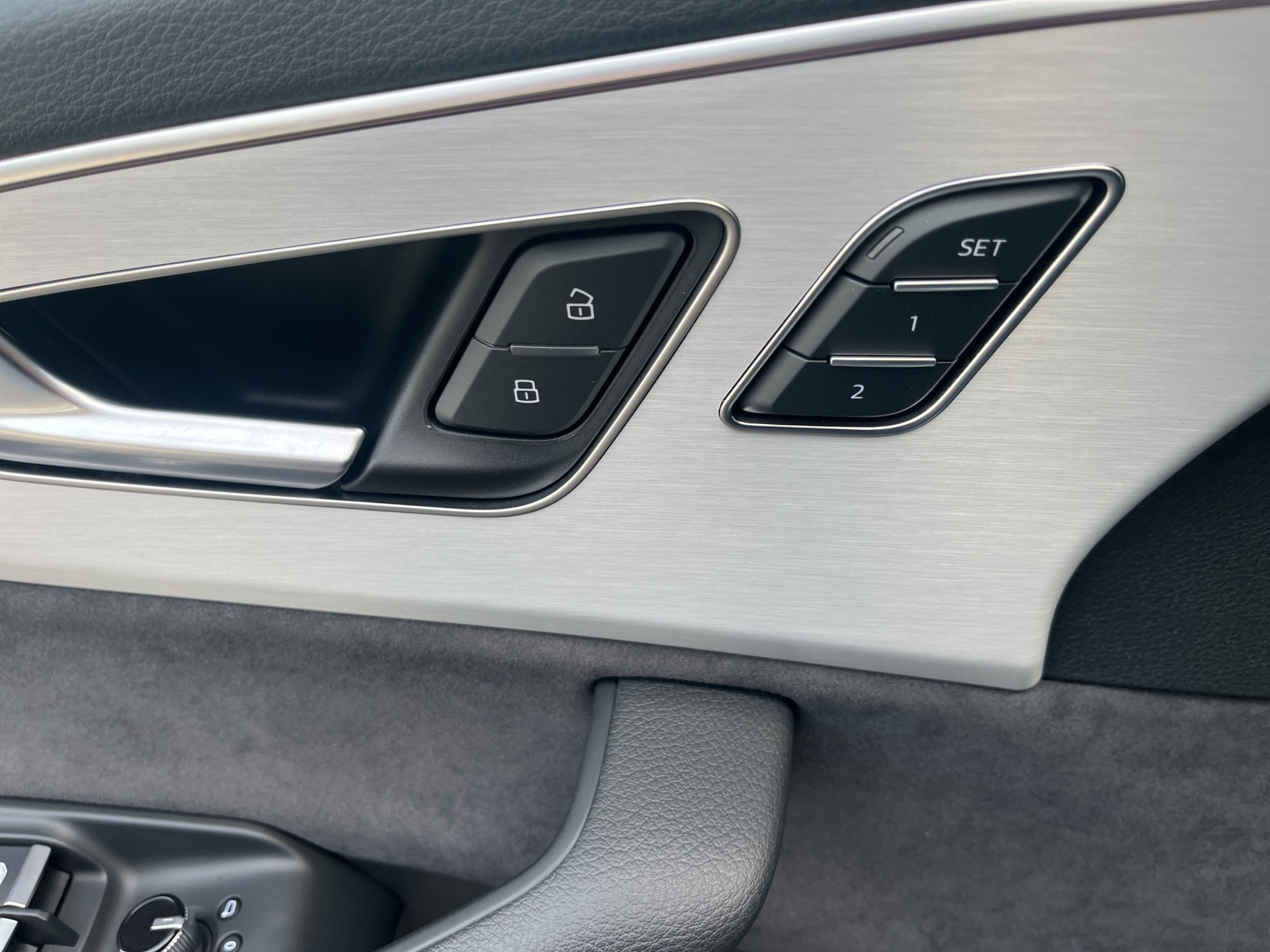 AUDI Q7 SUV TFSI quattro 250 kW S line tiptronic *7 Plätzer, Standheizung, Allradlenkung, Head up, B&O*-image-18