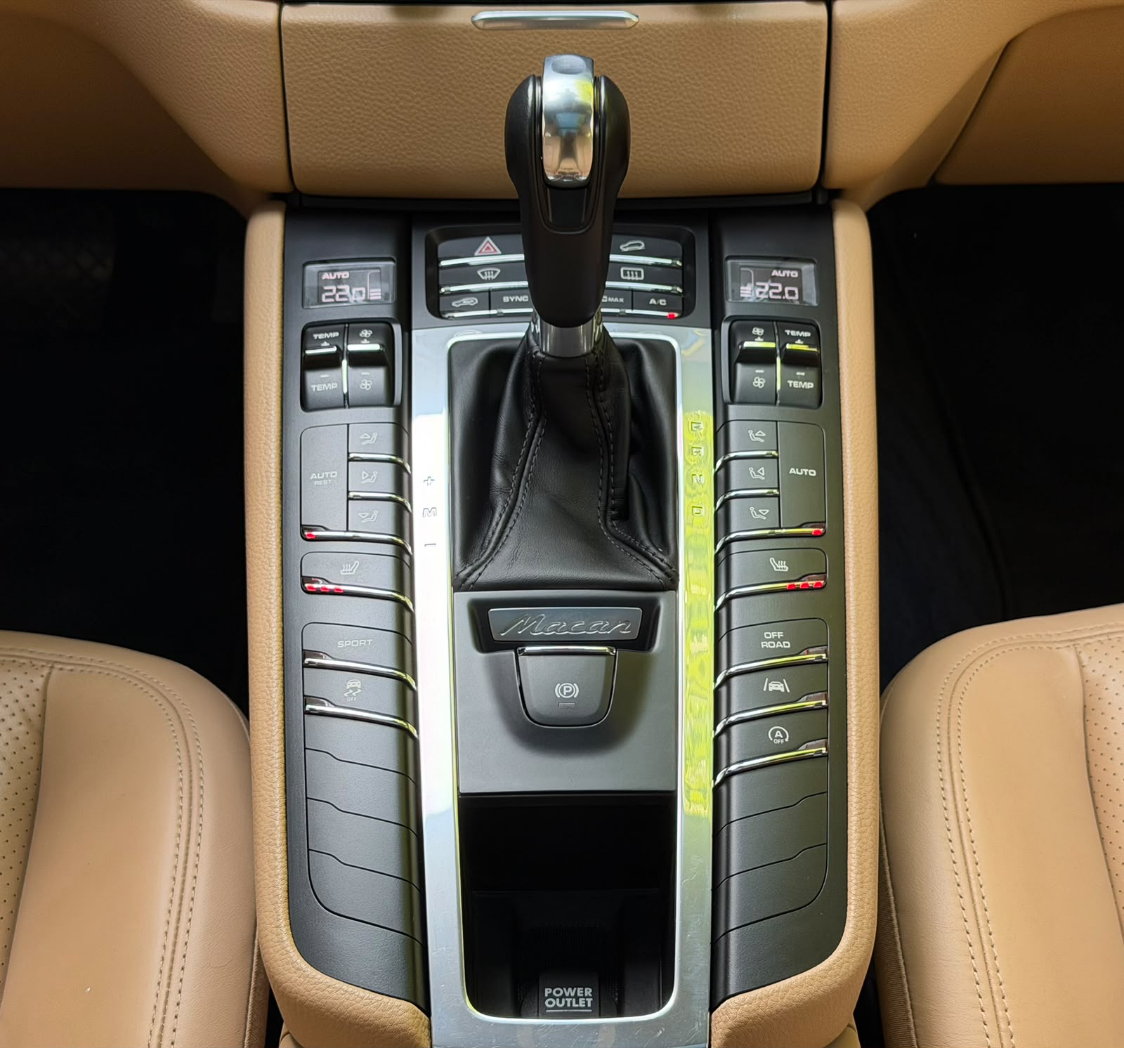 PORSCHE Macan S PDK-image-28