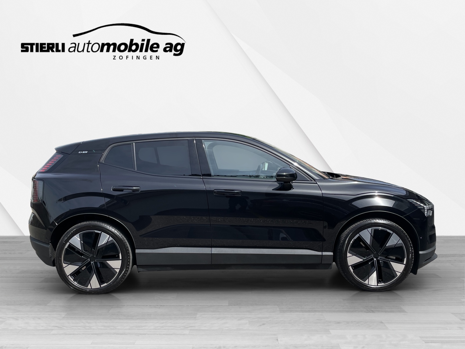 VOLVO EX 30 E60 Twin Ultra Performance AWD-showroom-element-3
