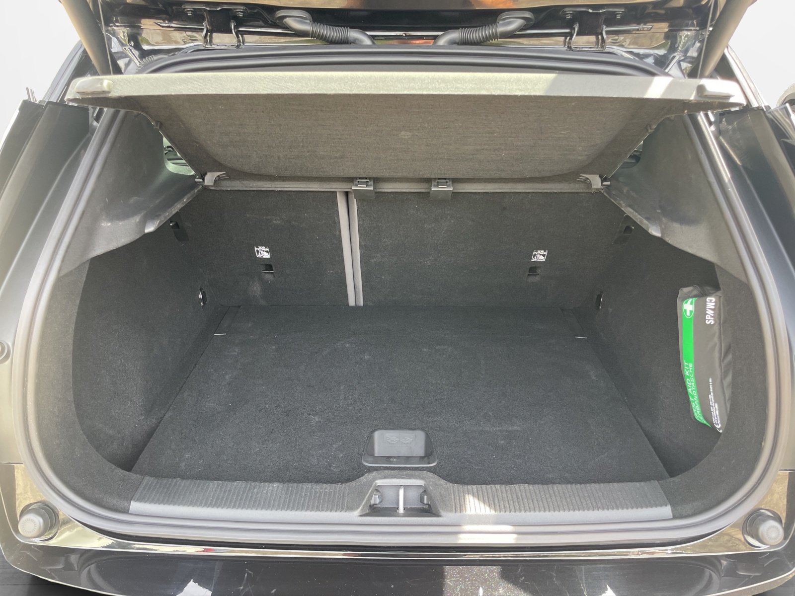 VOLVO EX 30 E60 Twin Ultra Performance AWD-image-14