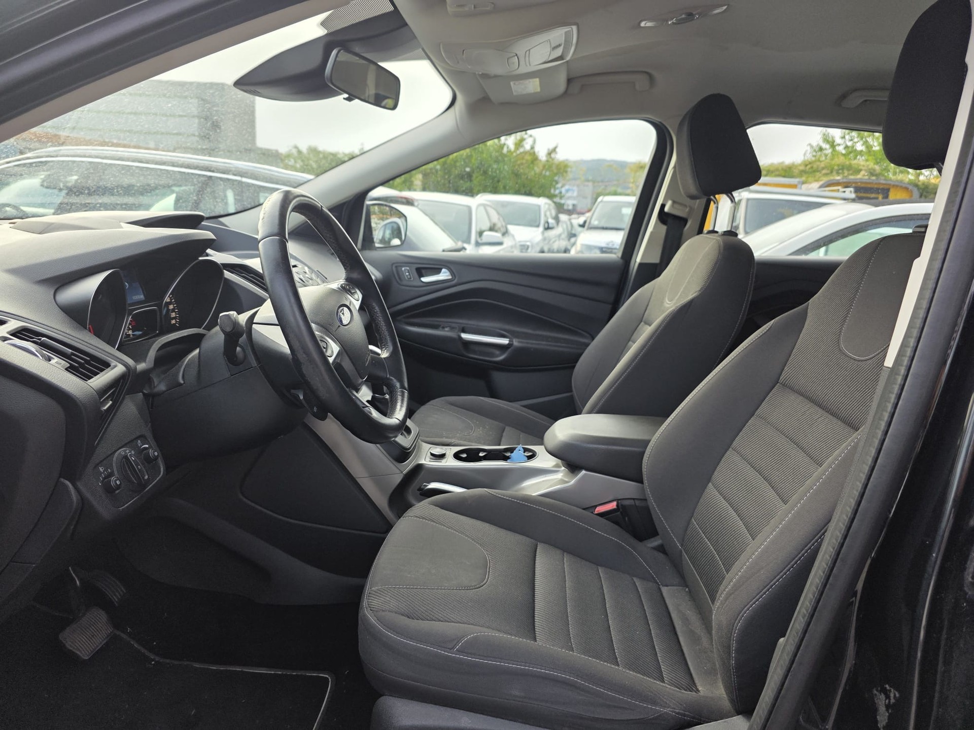 FORD Kuga 2.0 TDCi Titanium 4WD PowerShift-image-8