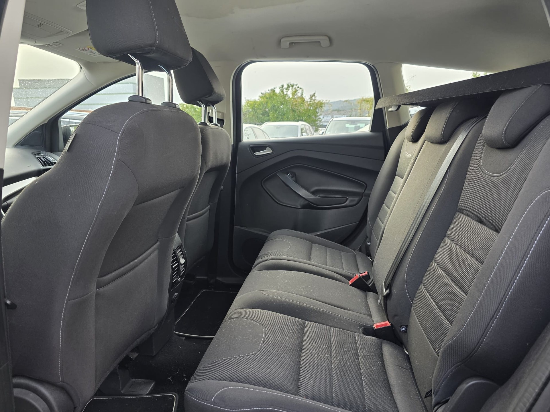 FORD Kuga 2.0 TDCi Titanium 4WD PowerShift-image-9