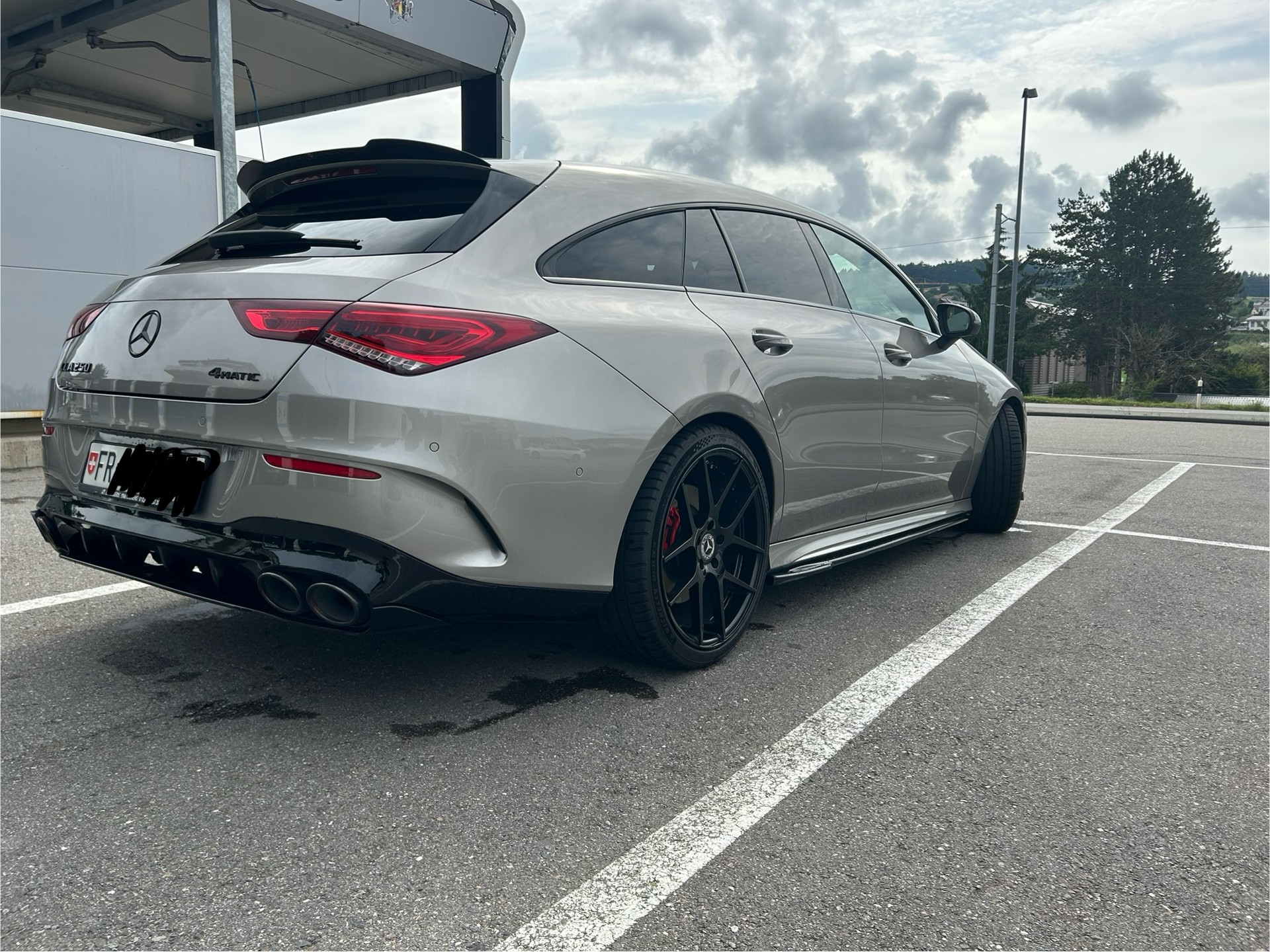 MERCEDES-BENZ CLA 250 AMG Line 4matic-image-1