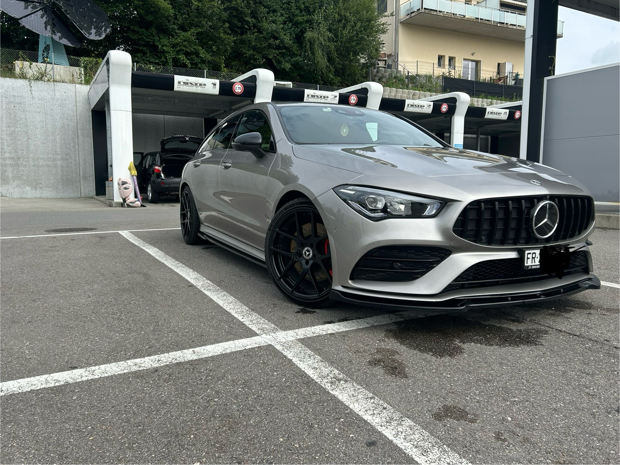 MERCEDES-BENZ CLA 250 AMG Line 4matic — slika 1
