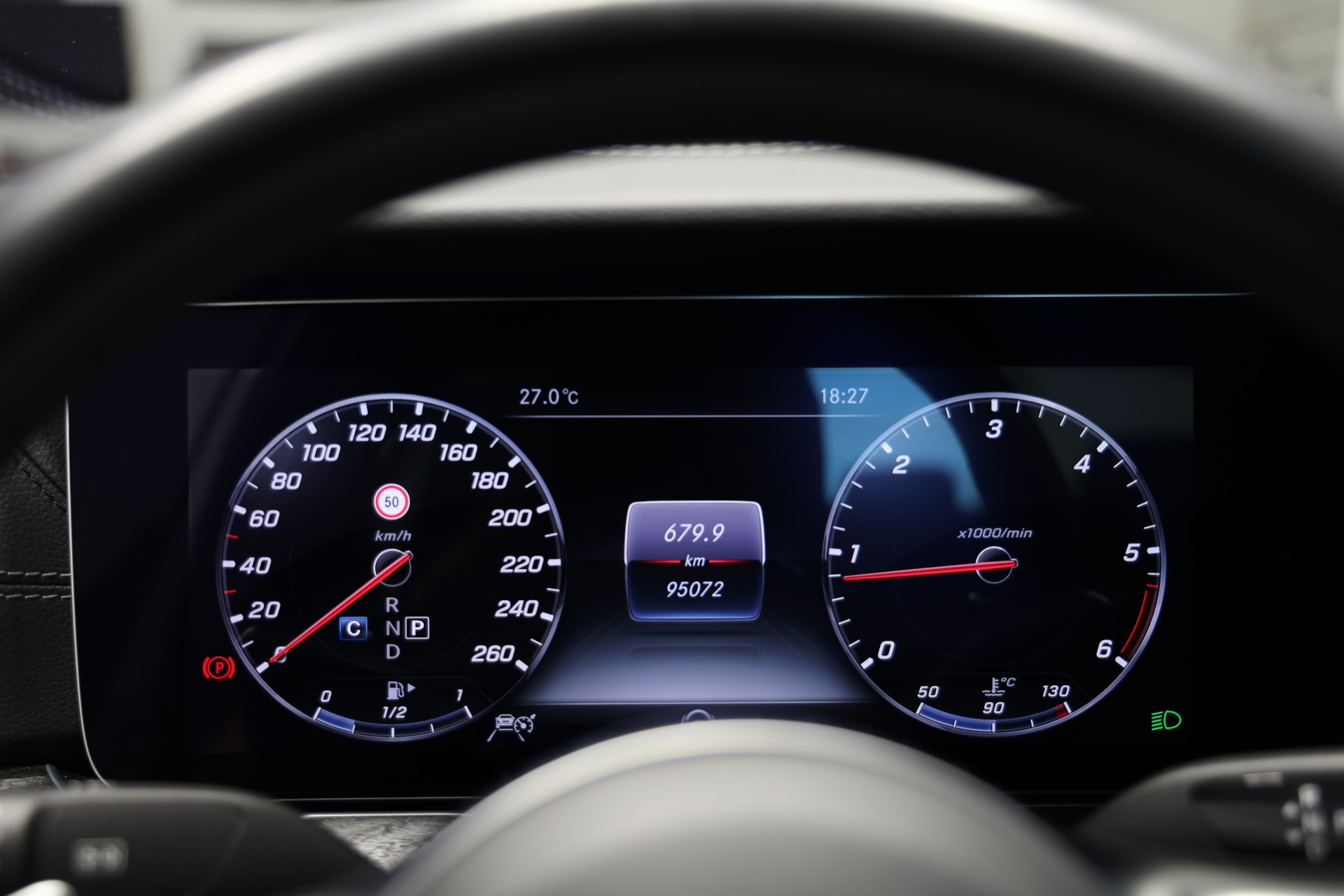 MERCEDES-BENZ E 220 d Swiss Star AMG Line 4Matic 9G-Tronic *Facelift*Vollausstattung*-image-25