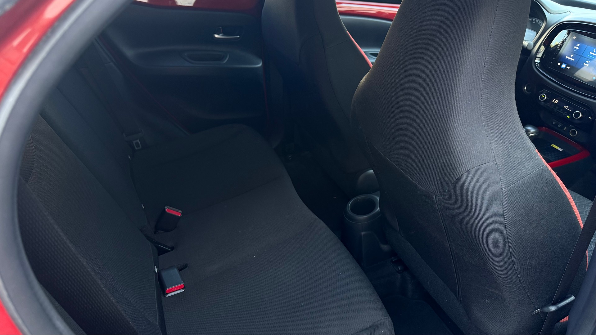 TOYOTA Aygo X 1.0 VVT-i Trend CVT cabriolet-image-13