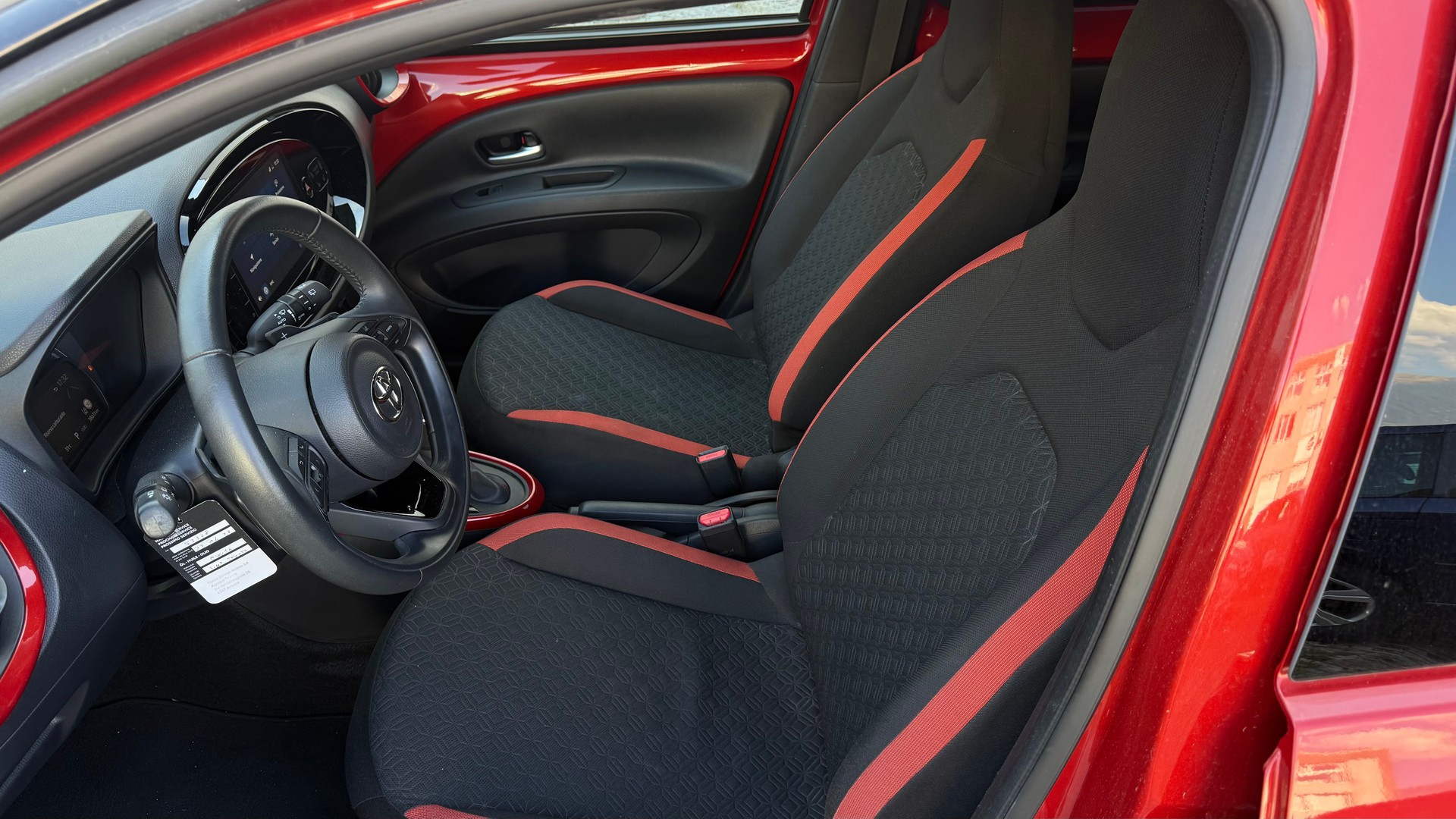 TOYOTA Aygo X 1.0 VVT-i Trend CVT cabriolet-image-8