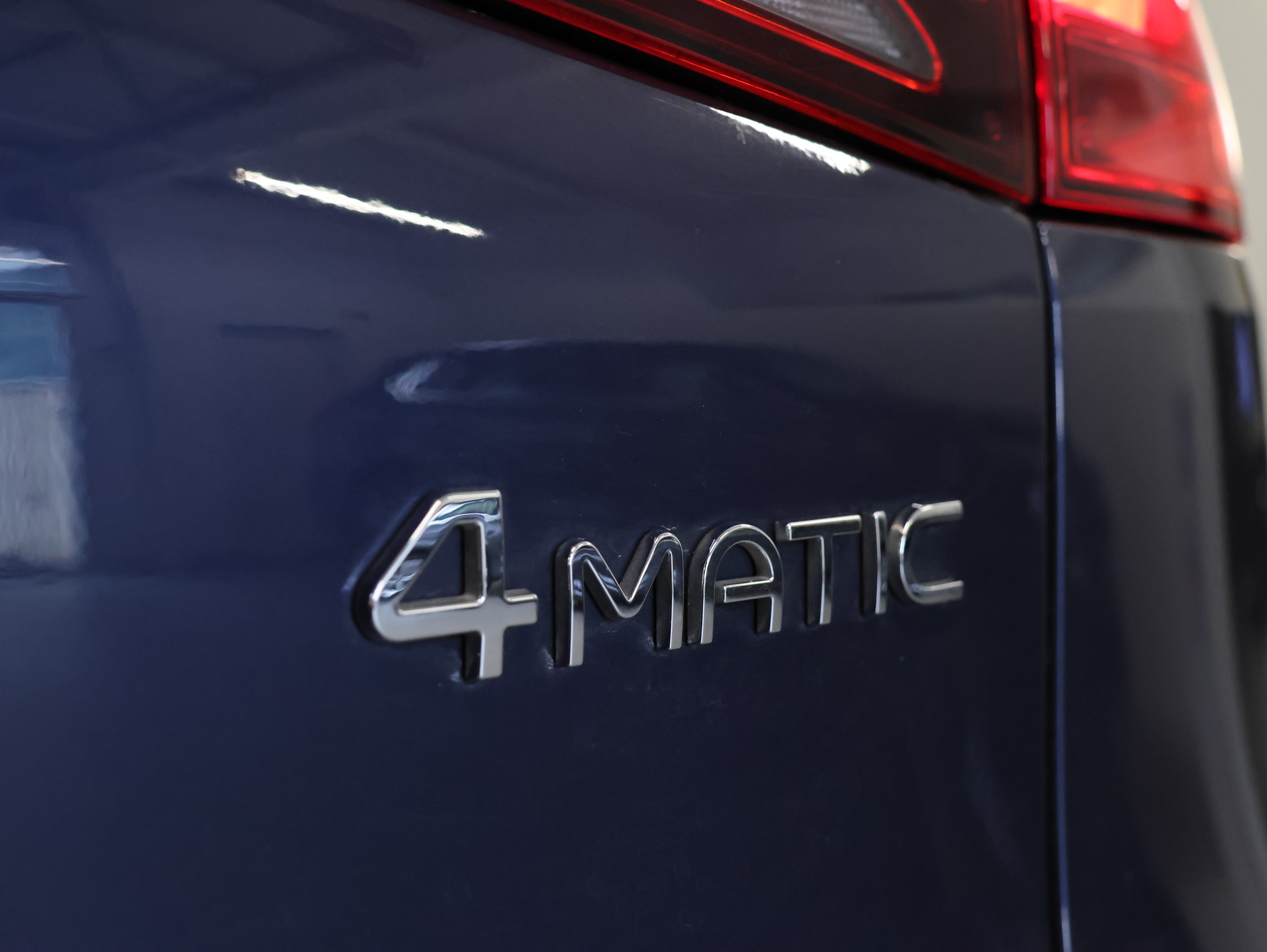 MERCEDES-BENZ EQS SUV 580 4Matic *SODALITE-BLUE*-image-38