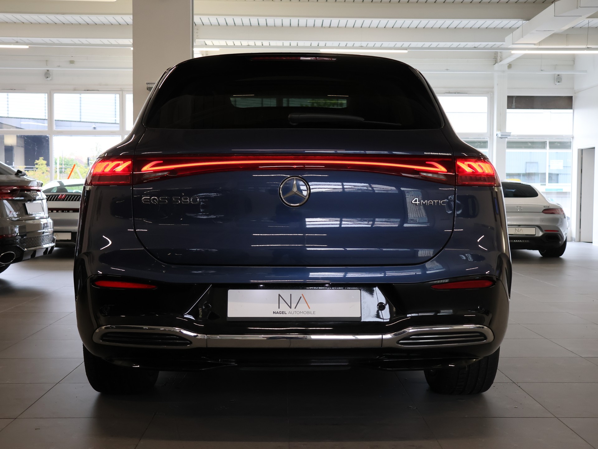 MERCEDES-BENZ EQS SUV 580 4Matic *SODALITE-BLUE*-image-6