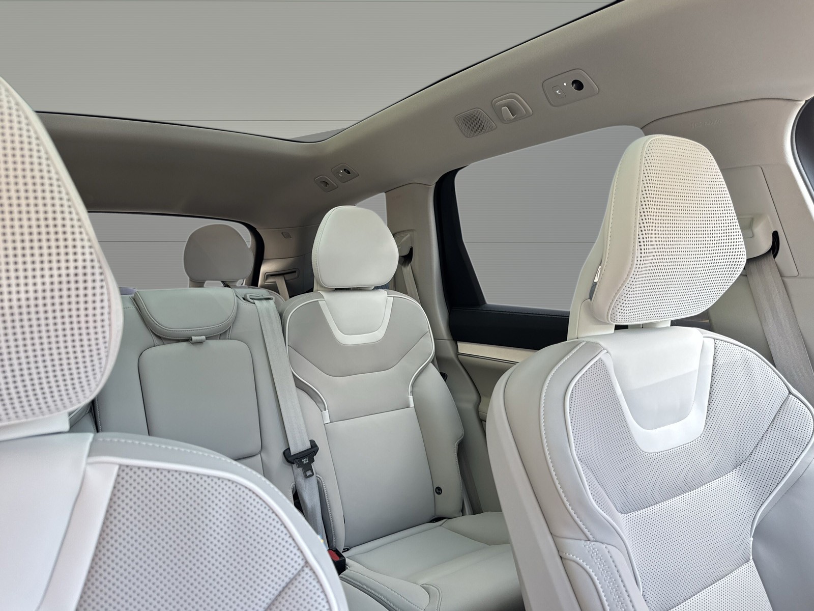 VOLVO EX90 Twin Performance Ultra AWD-image-9