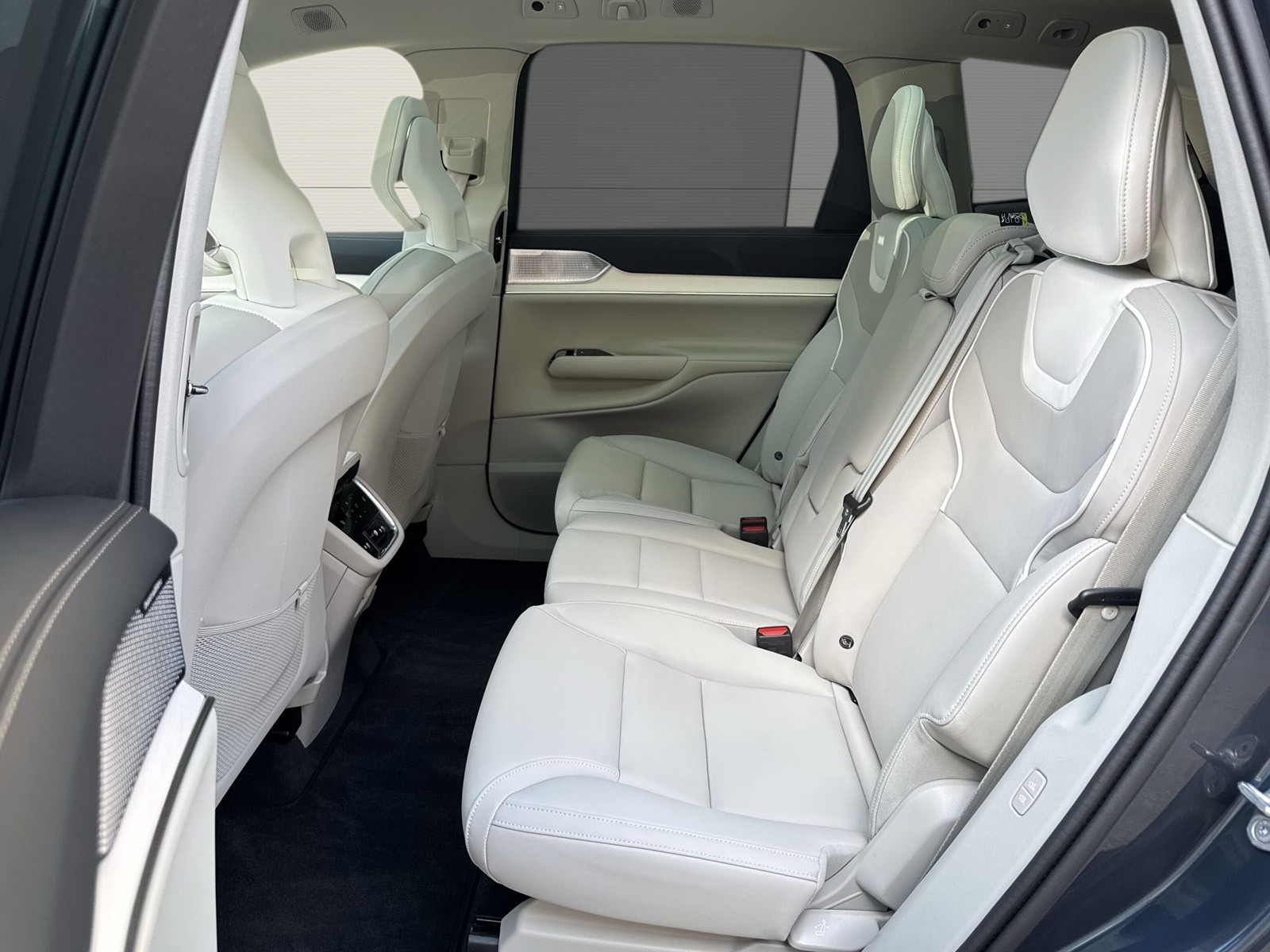VOLVO EX90 Twin Performance Ultra AWD-image-10