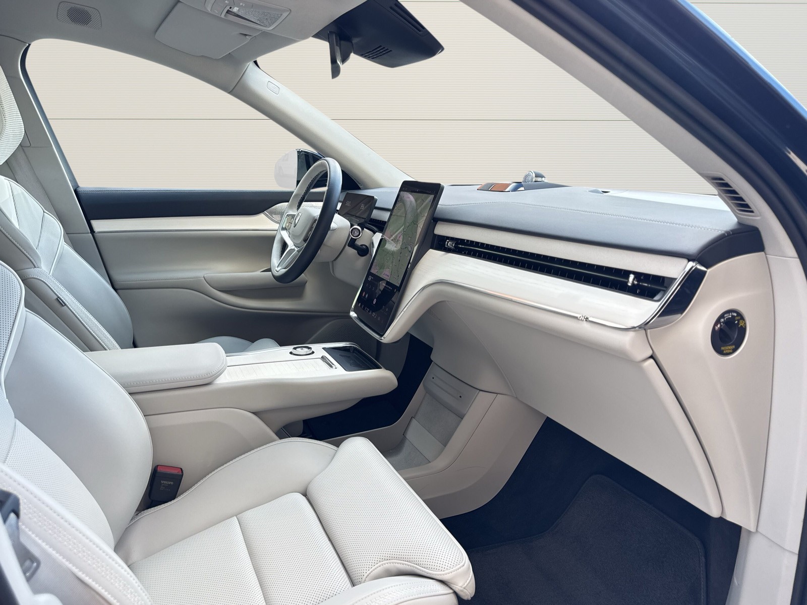 VOLVO EX90 Twin Performance Ultra AWD-image-8
