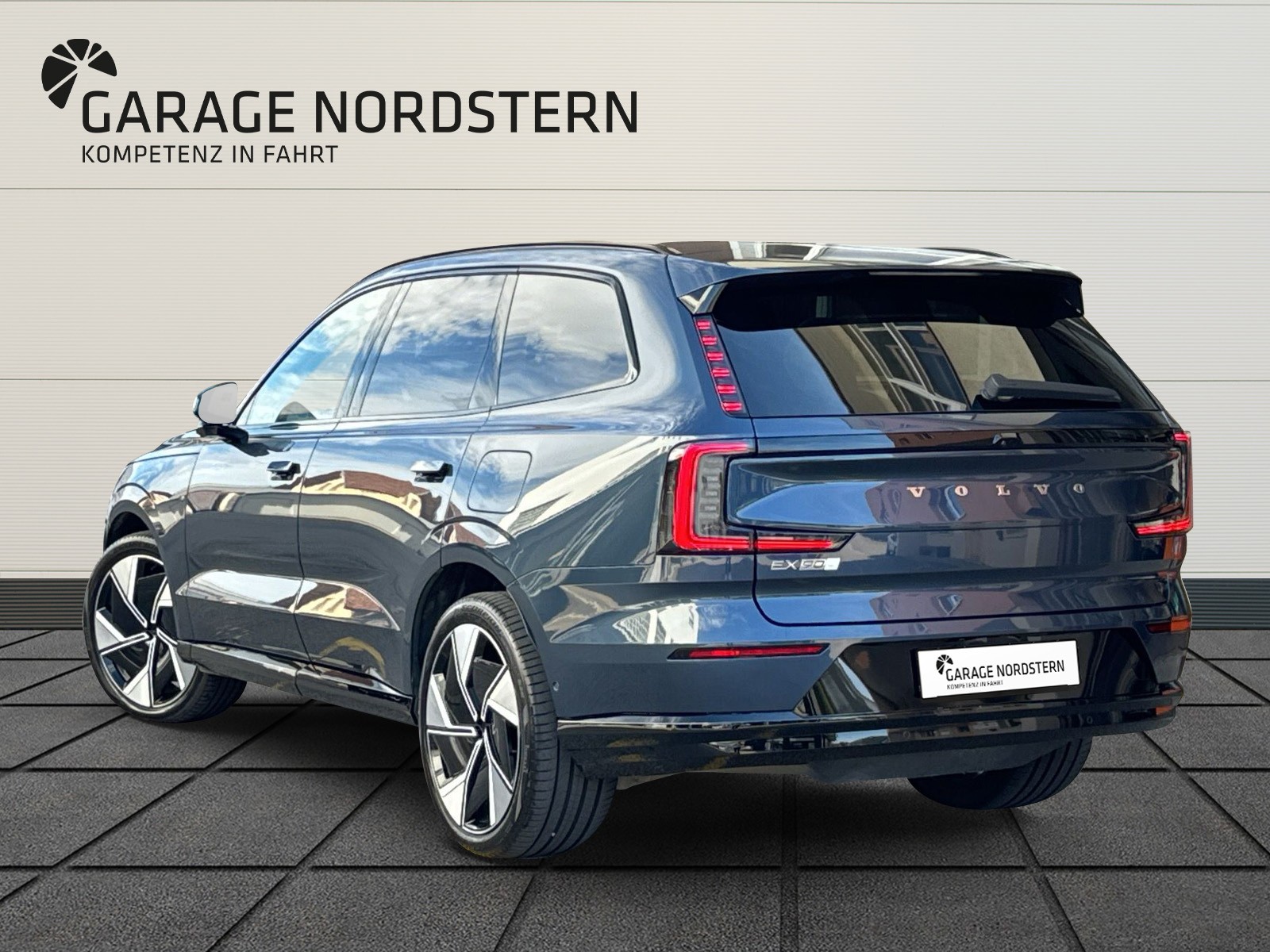 VOLVO EX90 Twin Performance Ultra AWD-image-2