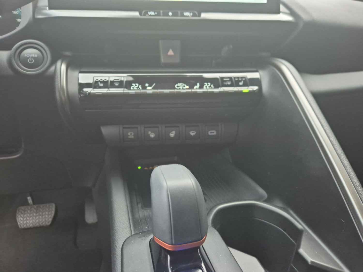 TOYOTA C-HR 2.0 HEV Trend 4x4-image-14