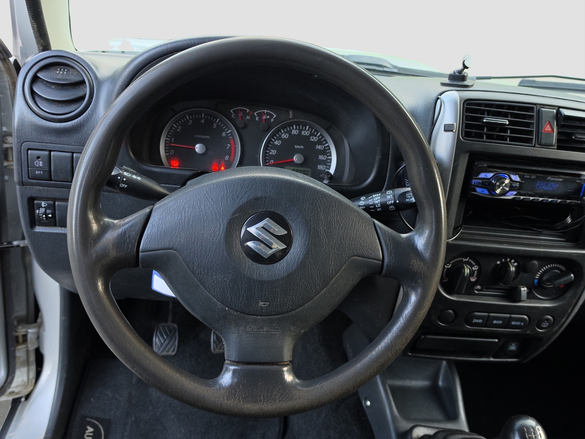 SUZUKI Jimny 1.3 16V Unico-image-9