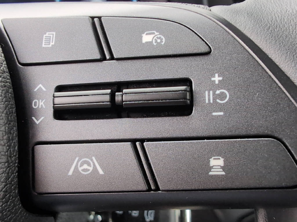 HYUNDAI i20 1.0 T-GDi Amplia Safe Tec GO!-image-18
