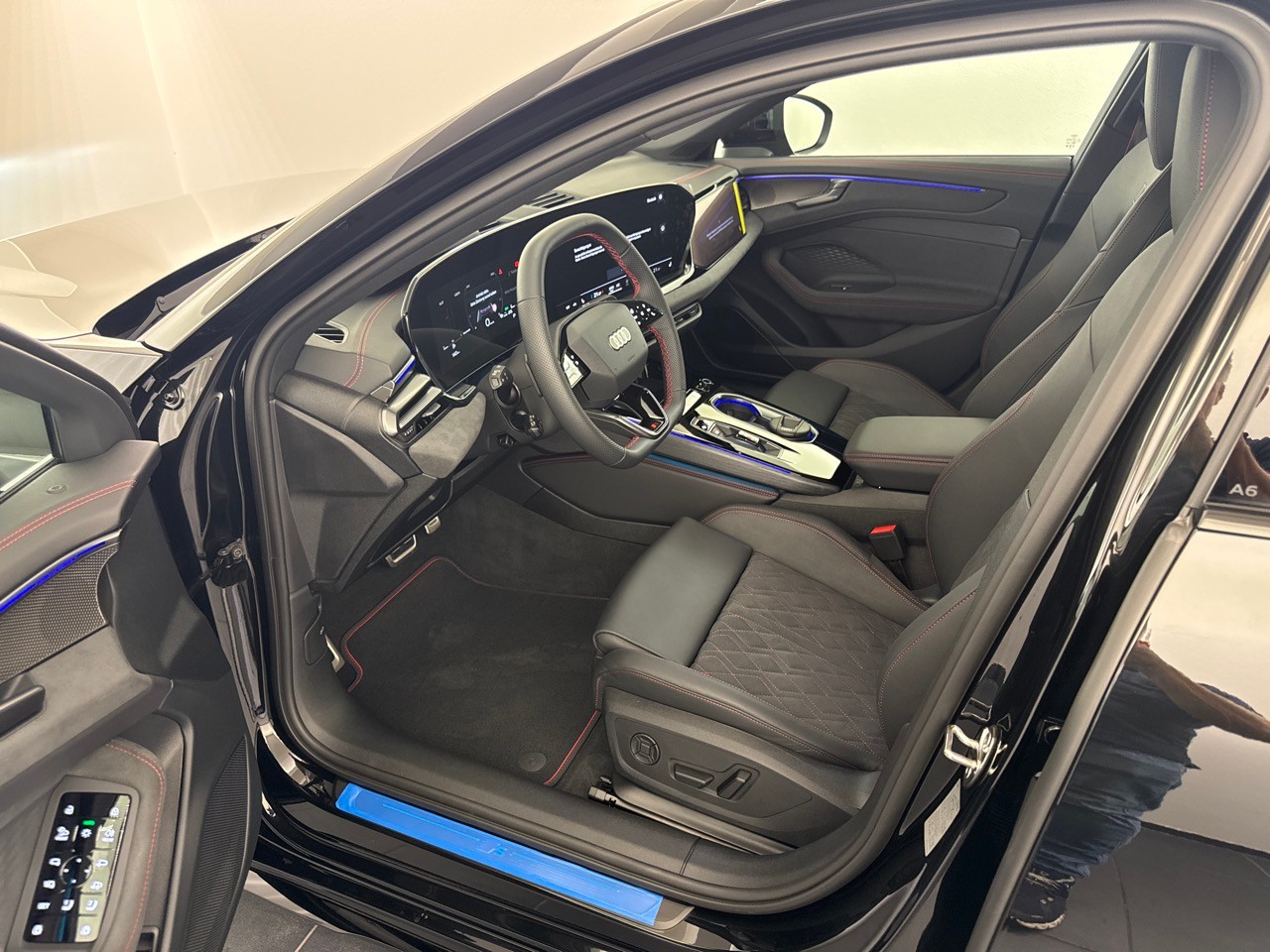 AUDI A6 Limousine TDI quattro 150 kW S tronic-image-4