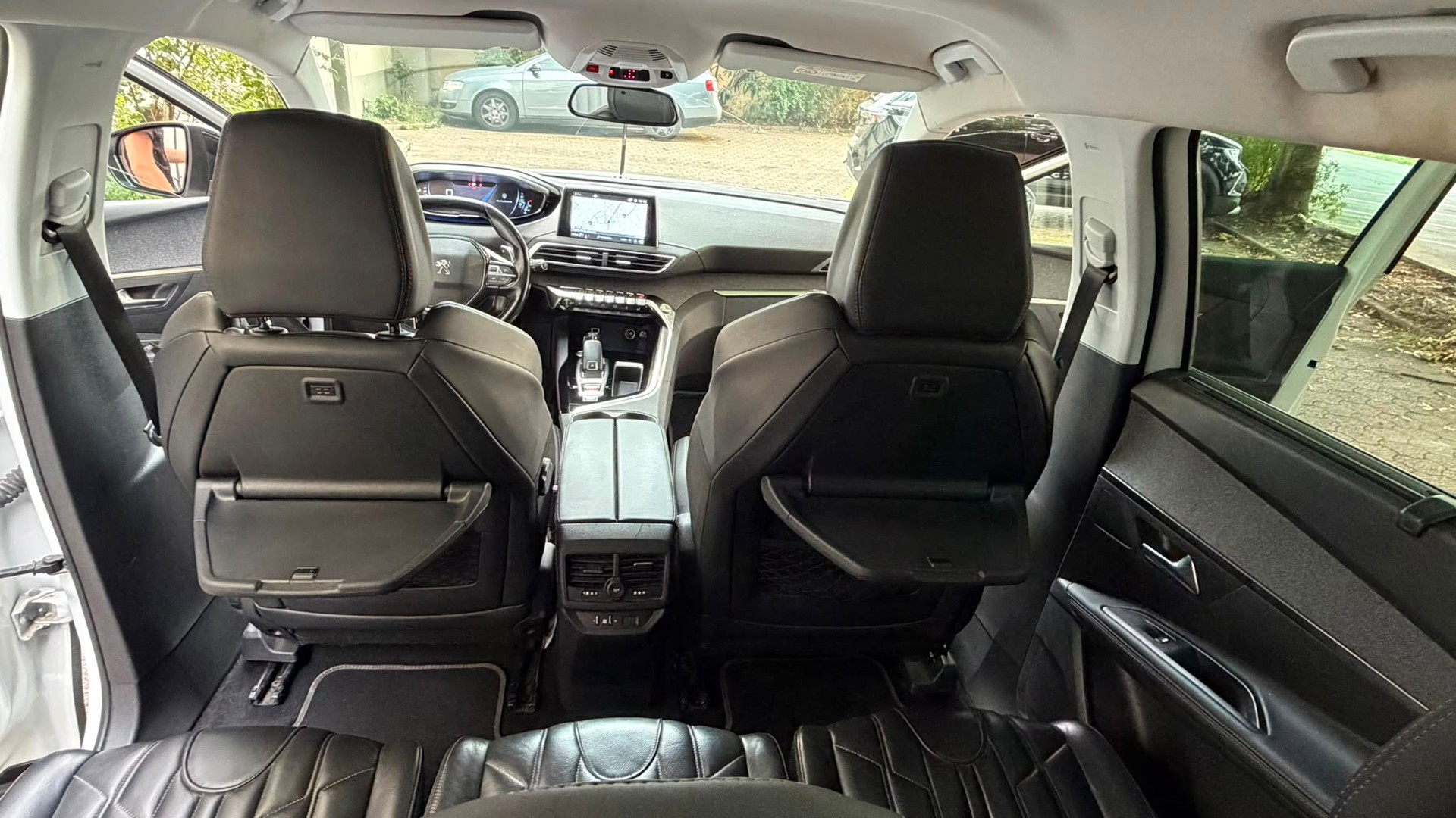 PEUGEOT Peugeot 5008 1.5HDi STT-image-5