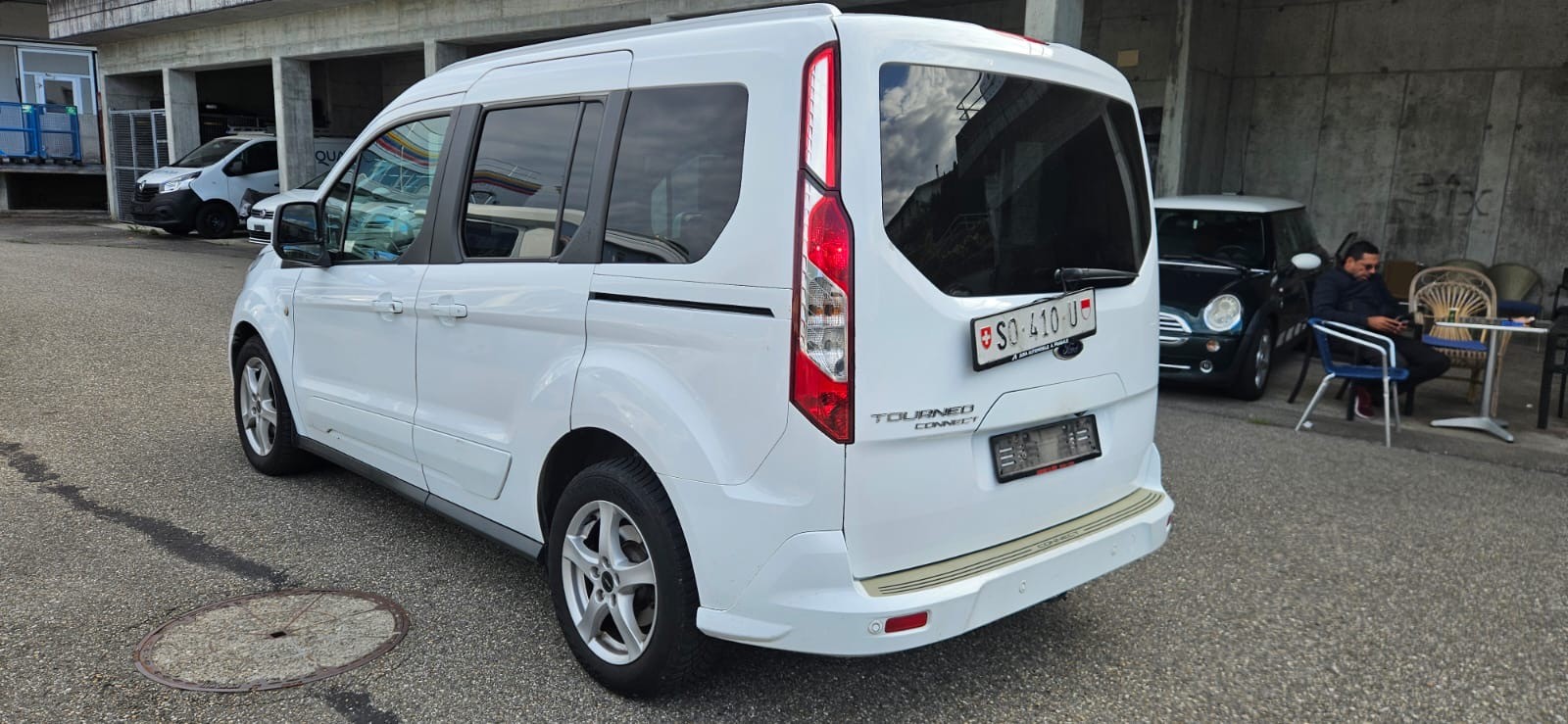 FORD Tourneo Connect 1.6 TDCi Titanium-image-5