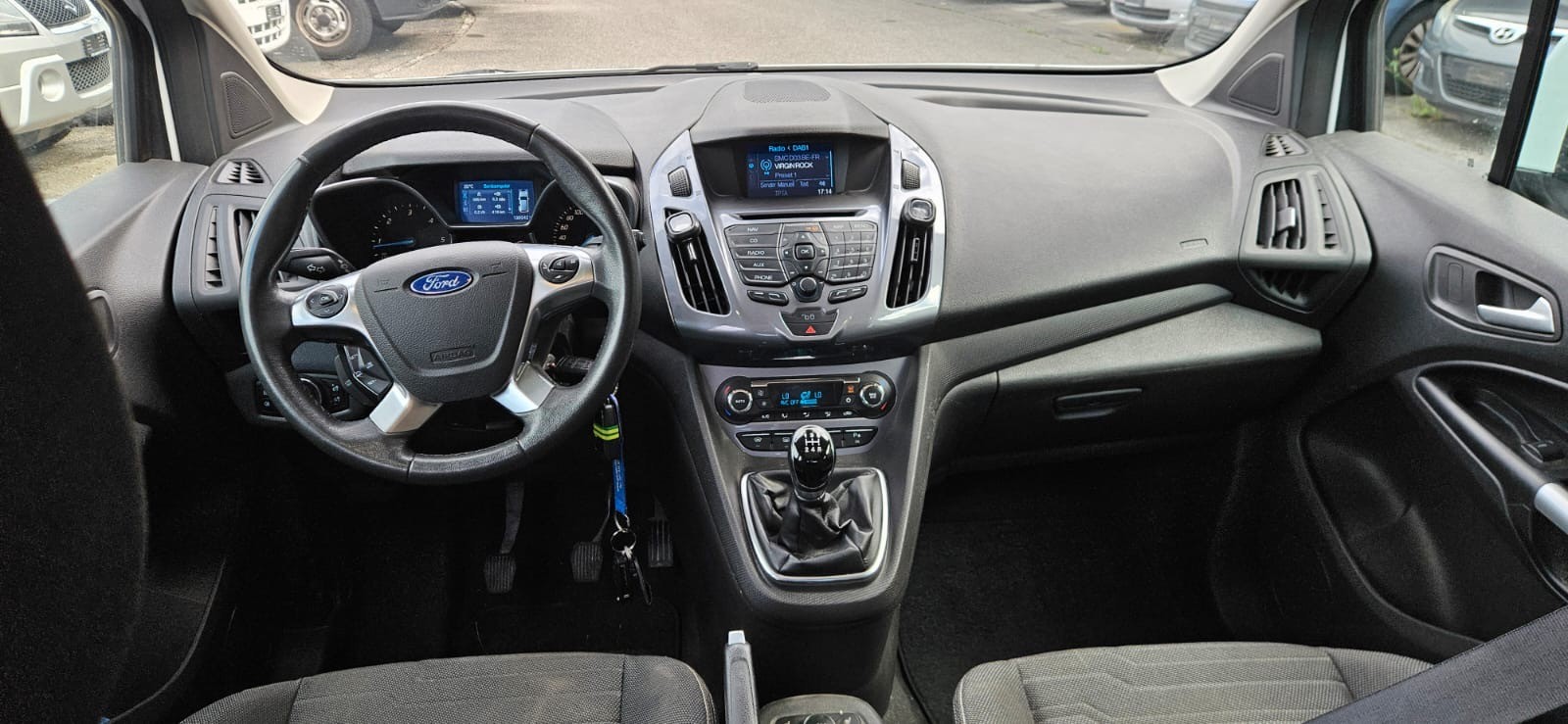 FORD Tourneo Connect 1.6 TDCi Titanium-image-1