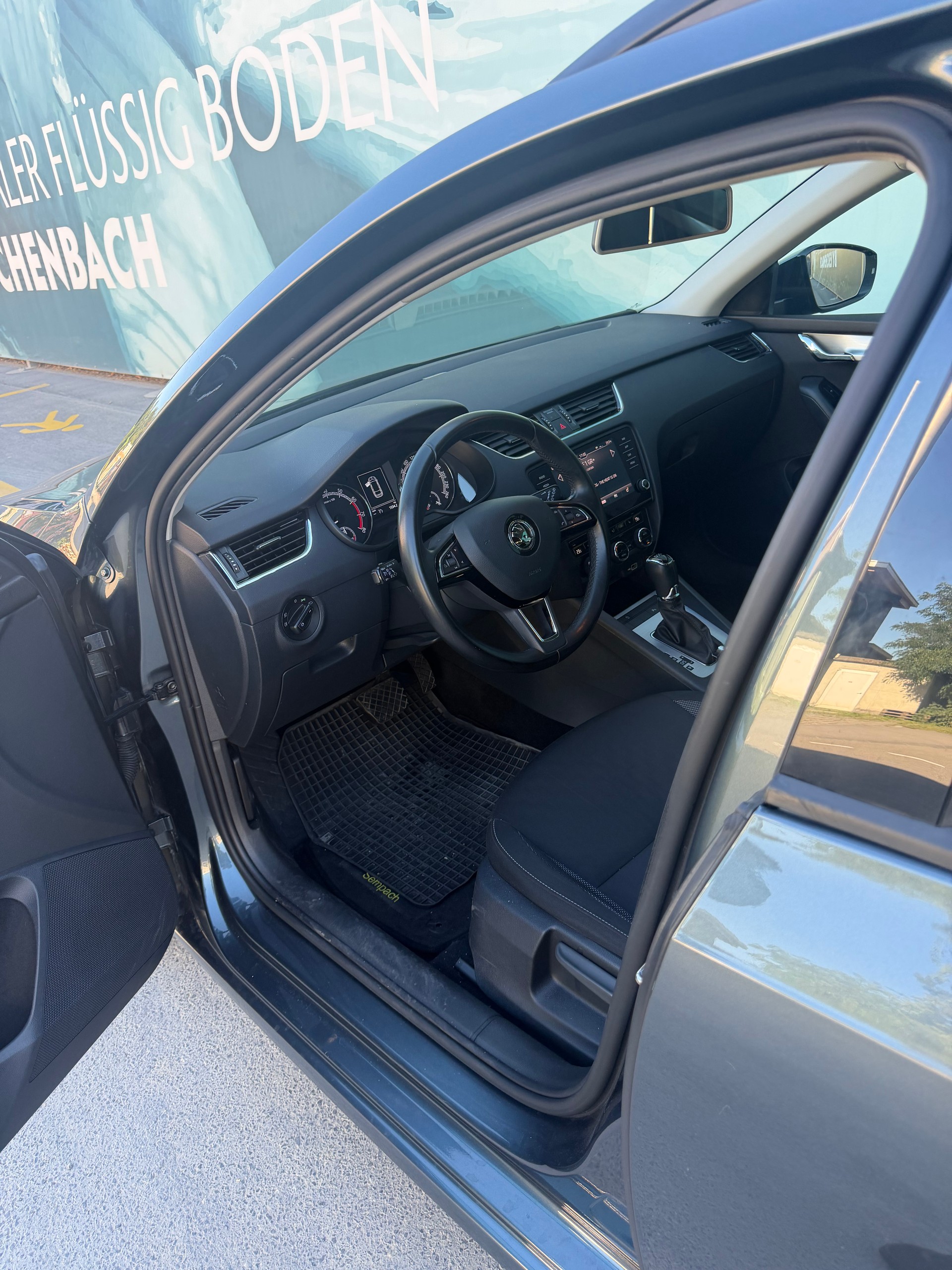 VW Golf 1.4 TSI Team DSG-image-6