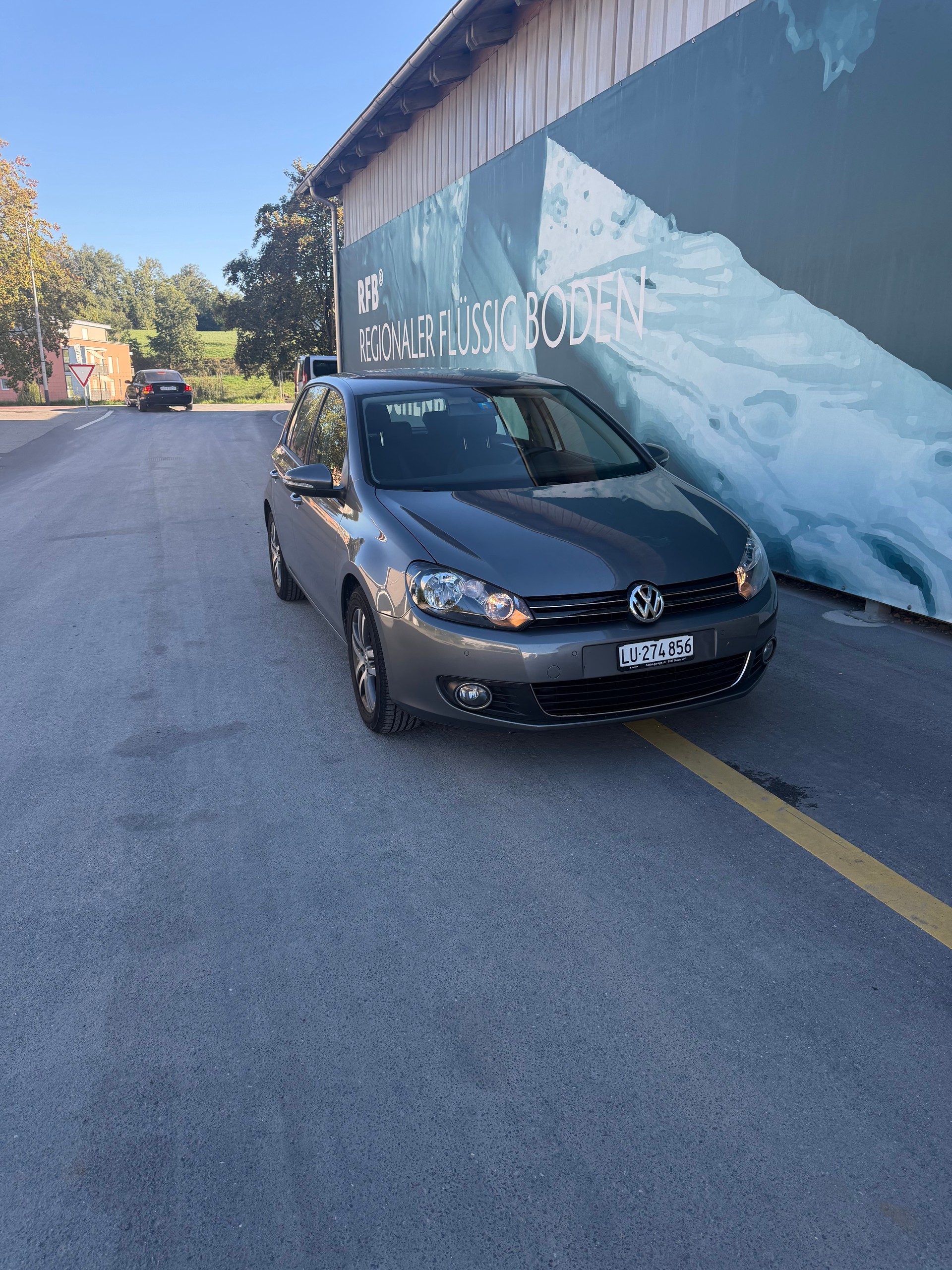 VW Golf 1.4 TSI Team DSG-image-0