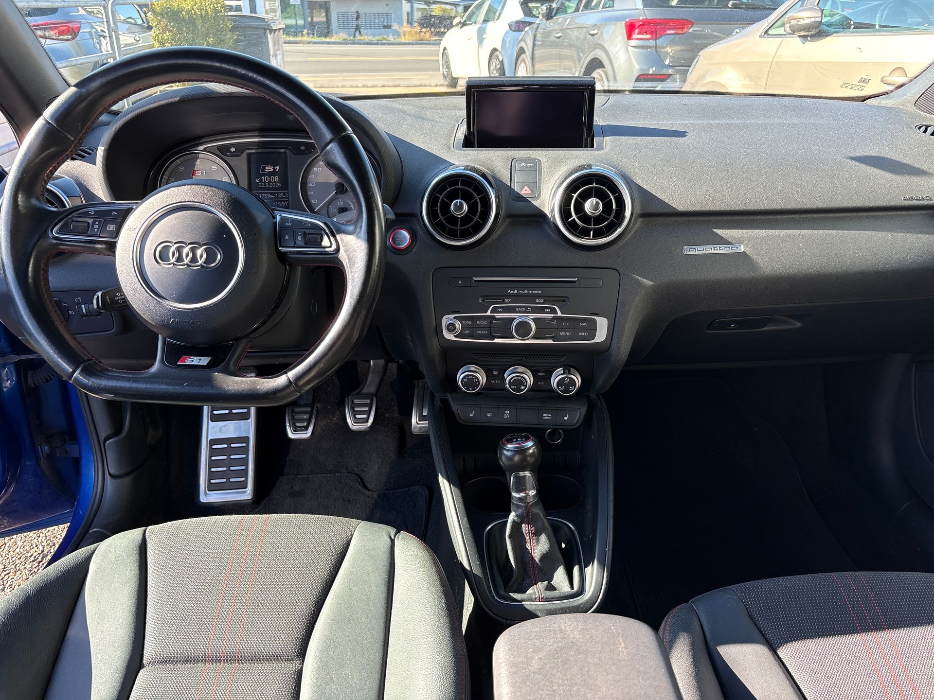 AUDI S1 Sportback 2.0 TFSI Sport quattro-image-7