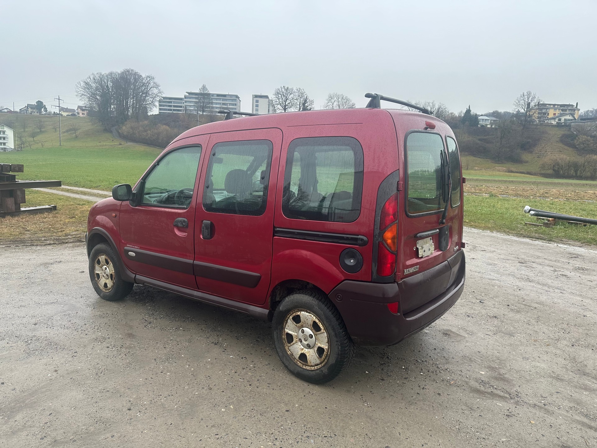 RENAULT Kangoo 1.6 16V Privilège 4X4-image-7
