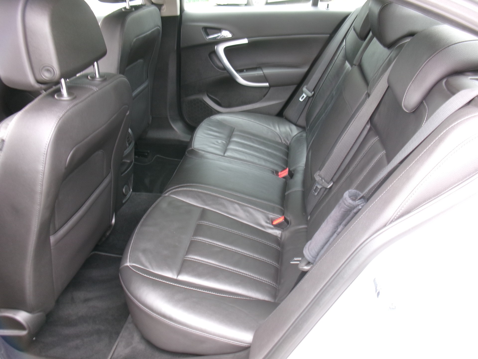 OPEL Insignia 2.8 Turbo Cosmo 4WD Automatic-image-5