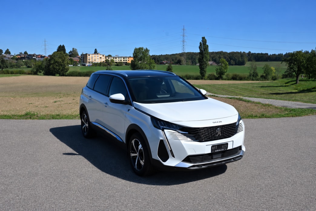 PEUGEOT 5008 1.5 BlueHDi Road Trip EAT8-image-1