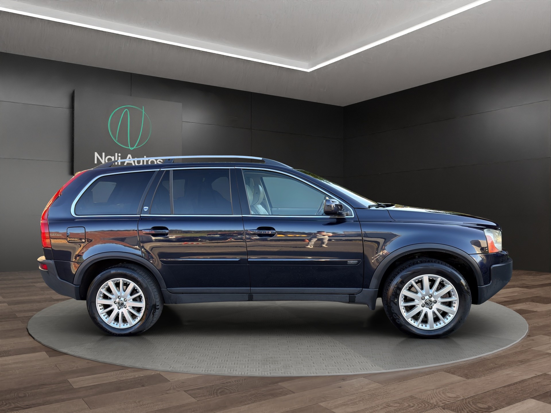 VOLVO XC90 2.5T AWD Executive Geartronic-image-4