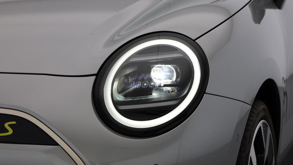 MINI Cooper SE-image-15