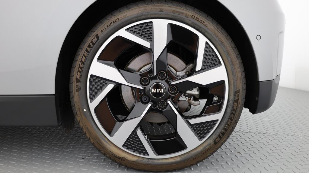 MINI Cooper SE-image-10