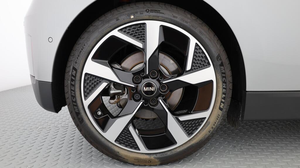 MINI Cooper SE-image-9