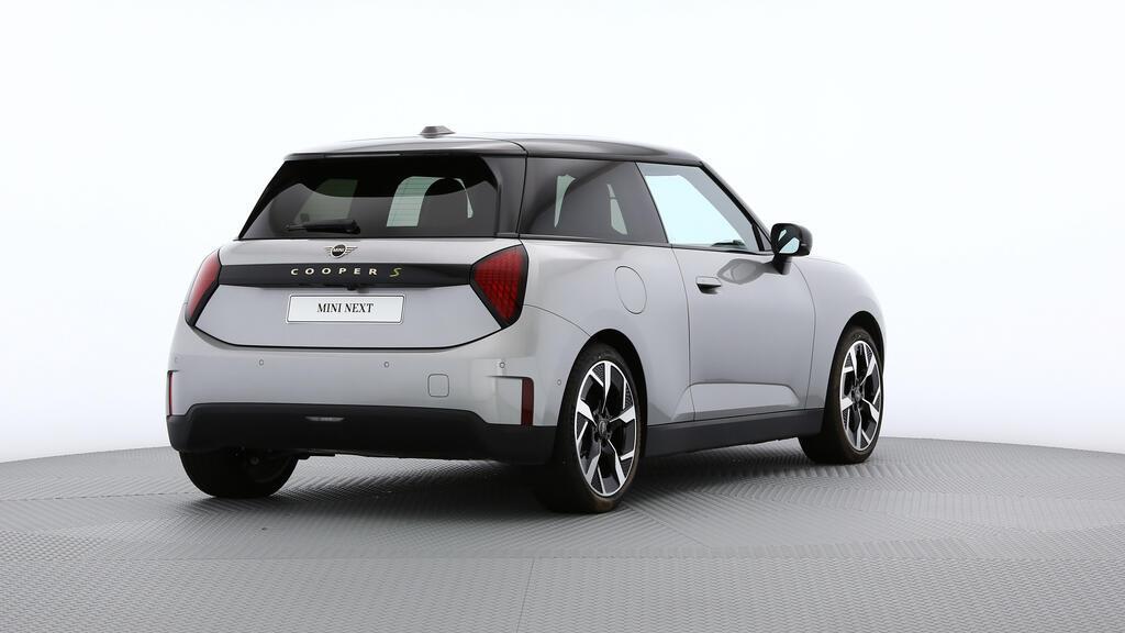 MINI Cooper SE-image-4