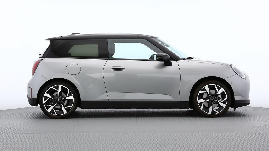 MINI Cooper SE-image-2