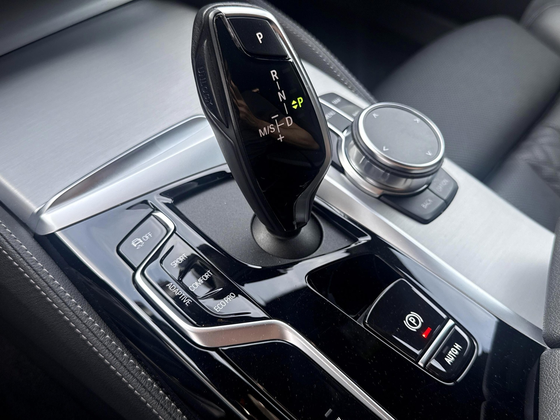 BMW 520d xDrive Touring M Sport-image-10